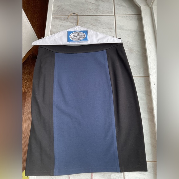 Donna Karan skirt - Picture 1 of 6